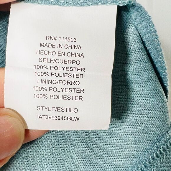 Lily White Women's Blue Lace Off The Shoulder Top in Size Medium Lined - Picture 5 of 7